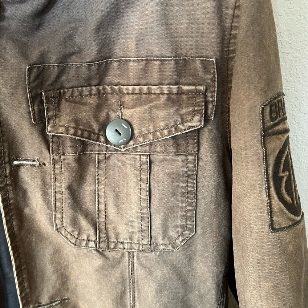 Braves Jacket - Picture 5 of 13